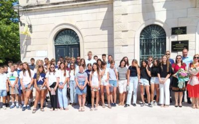 Gradonačelnik Ivana Mataga primio je naše najuspješnije učenike i mentore